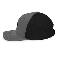 Load image into Gallery viewer, Star Logo Trucker Cap
