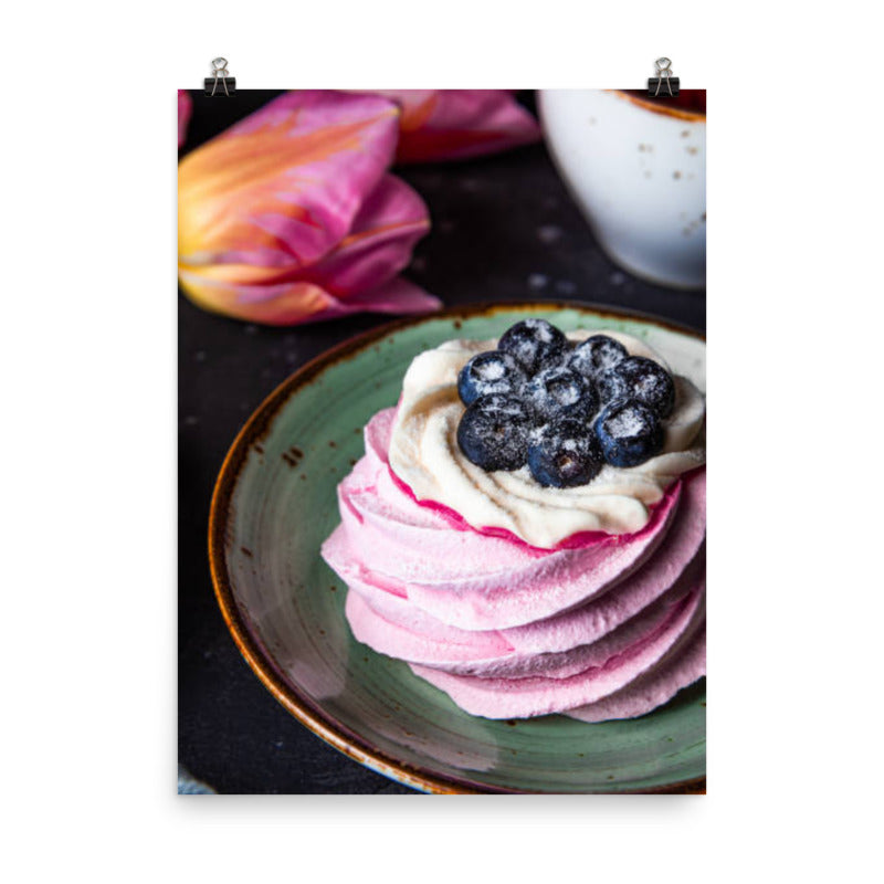 Pavlova Cake with Blueberries
